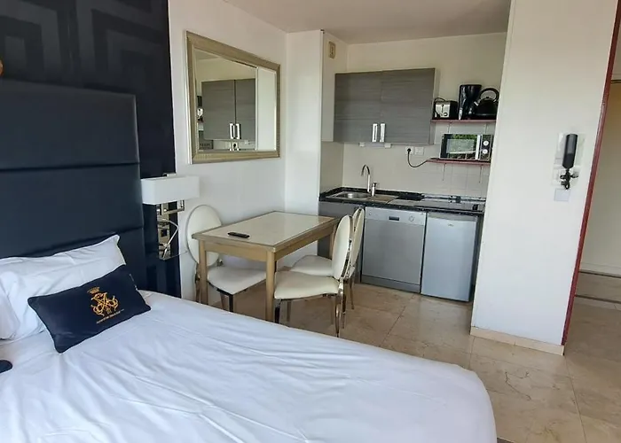 Appart'Hotel Le Trianon